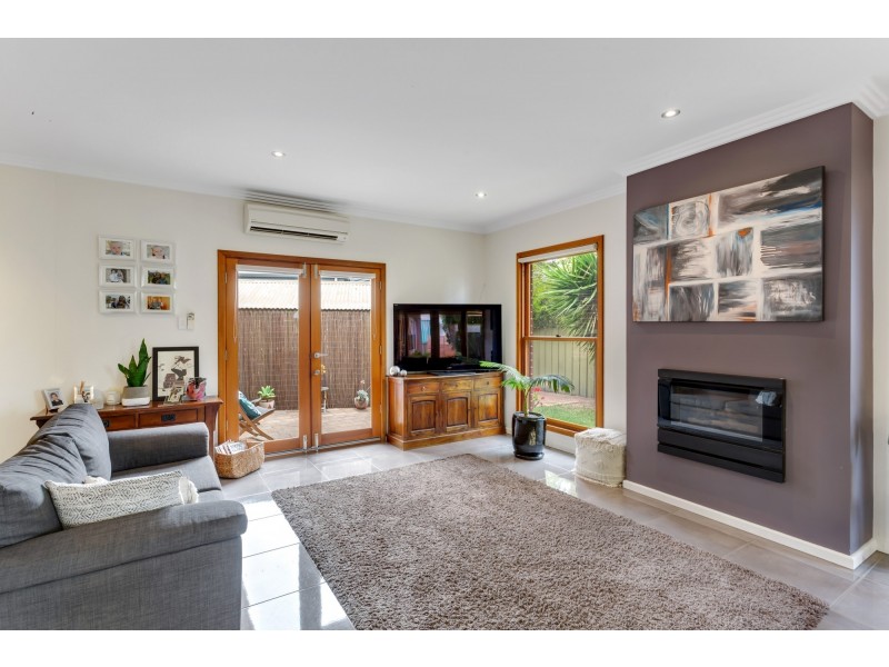 4 Edwards Avenue, Park Holme SA 5043