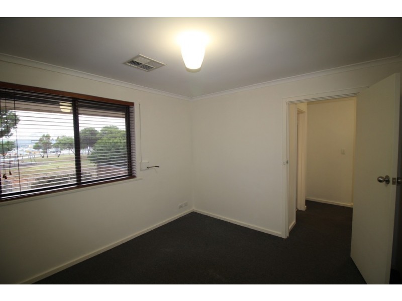73 Brebner Drive, West Lakes SA 5021