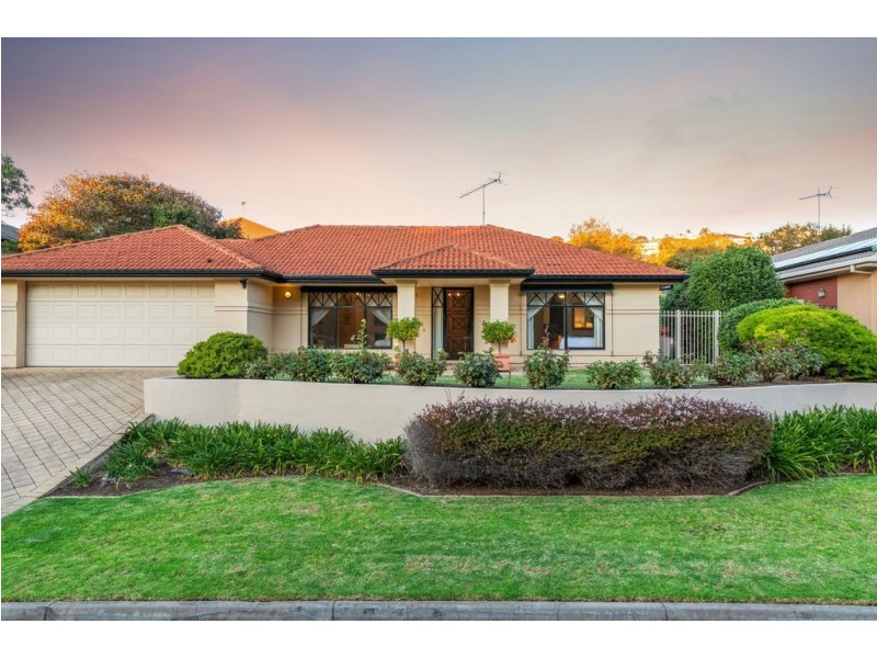 2 Osprey Court, Hallett Cove SA 5158