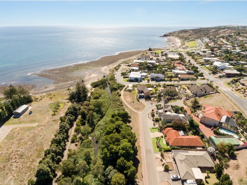 2 Osprey Court, Hallett Cove SA 5158