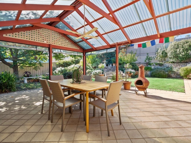 2 Osprey Court, Hallett Cove SA 5158