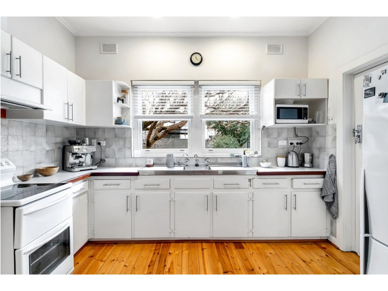 2 Balmoral Avenue, North Brighton SA 5048