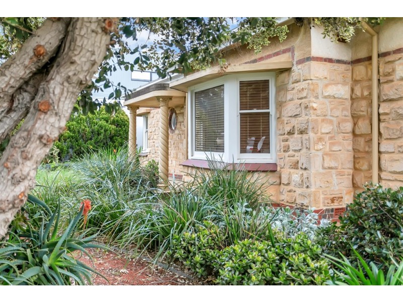 2 Balmoral Avenue, North Brighton SA 5048