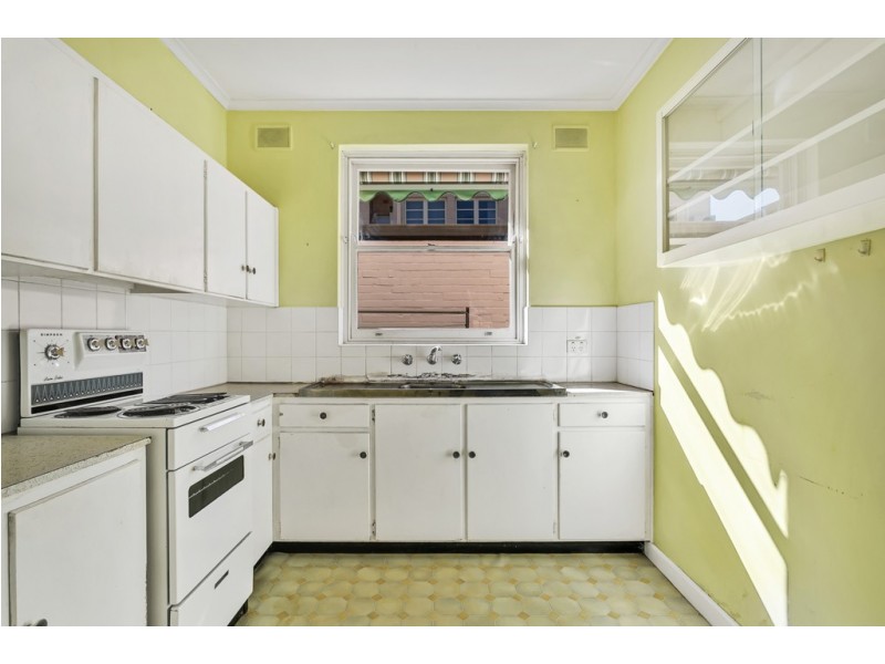 2/19 Pier Street, Glenelg SA 5045