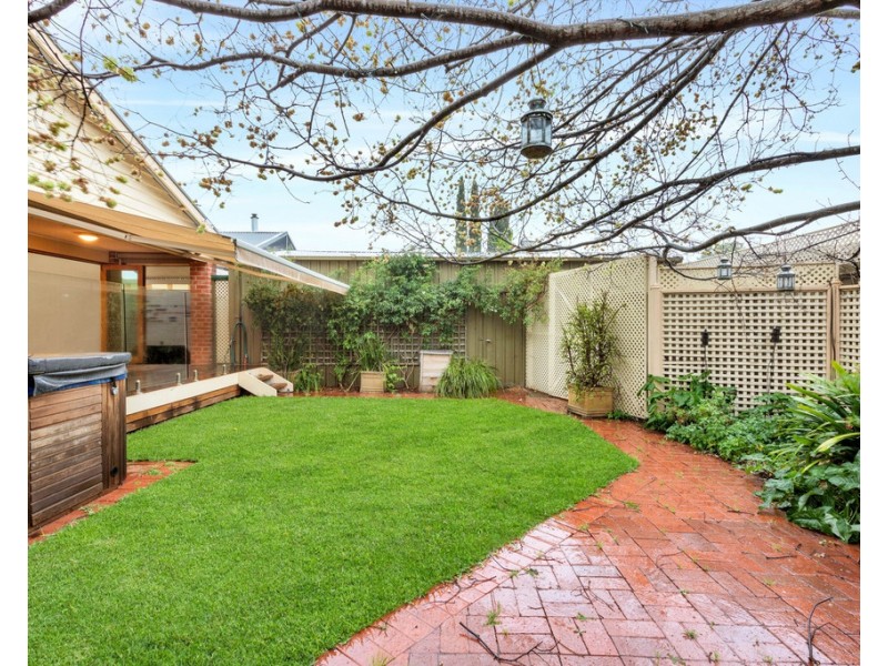 8 Francis Avenue, Fullarton SA 5063