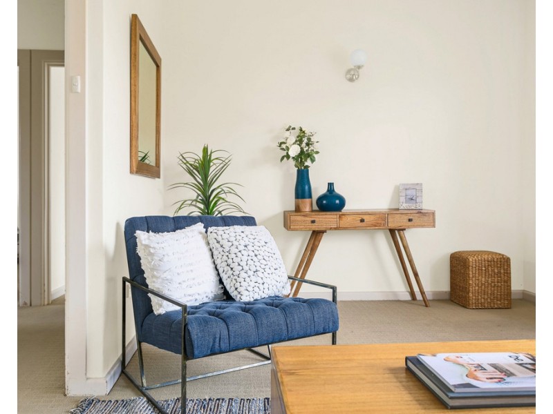 2/19 Renwick Street, West Beach SA 5024