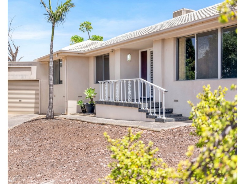 7 Dickerson Crescent, Trott Park SA 5158