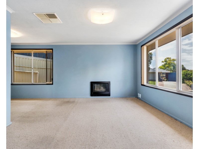 7 Dickerson Crescent, Trott Park SA 5158