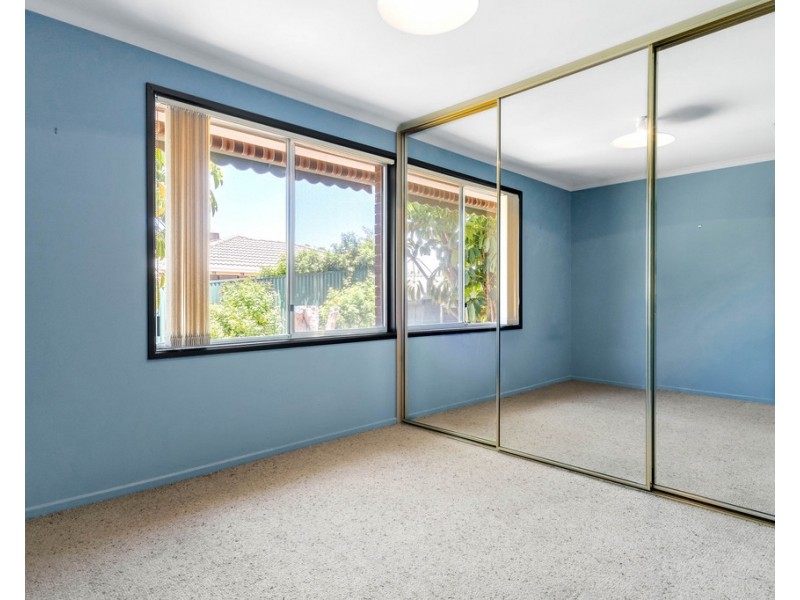 7 Dickerson Crescent, Trott Park SA 5158