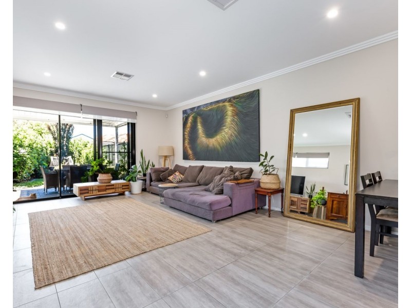 5 Gilmore Crescent, Morphettville SA 5043