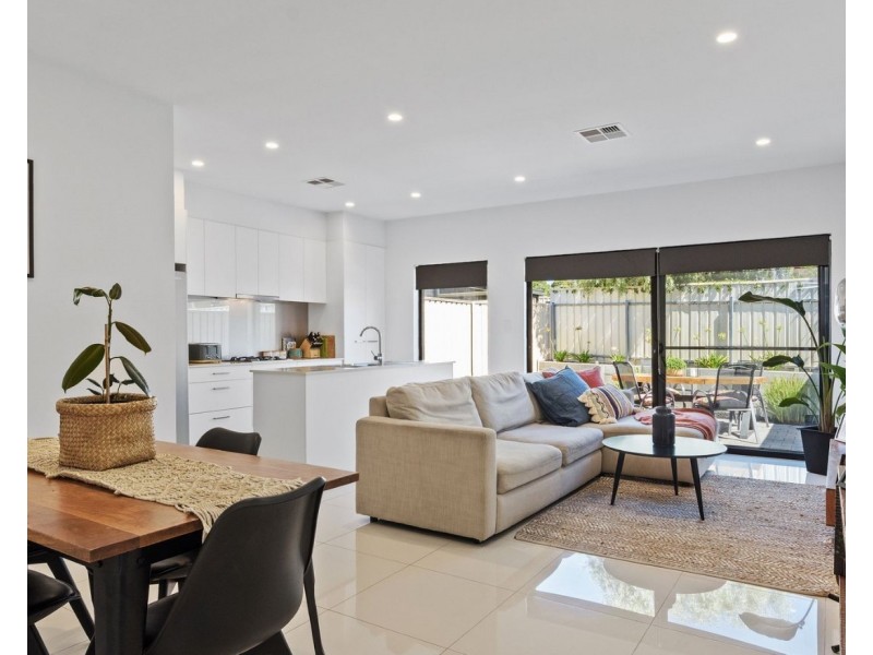 12 Vardon Street, Seacombe Gardens SA 5047