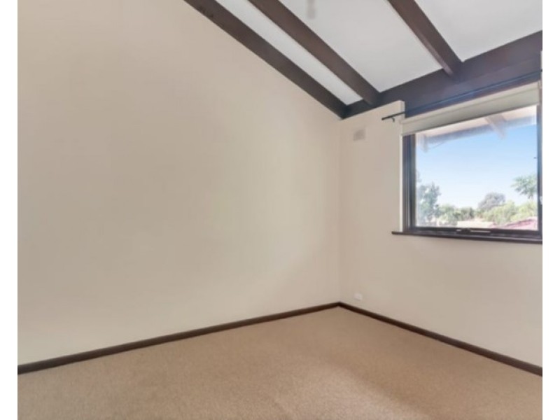 4/7 David Avenue, Mitchell Park SA 5043