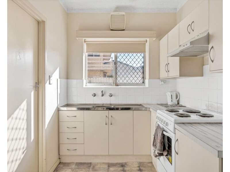 3/64 Military Road, West Beach SA 5024