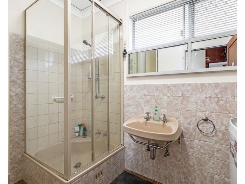 1/4-6 Montrose Avenue, Seaton SA 5023