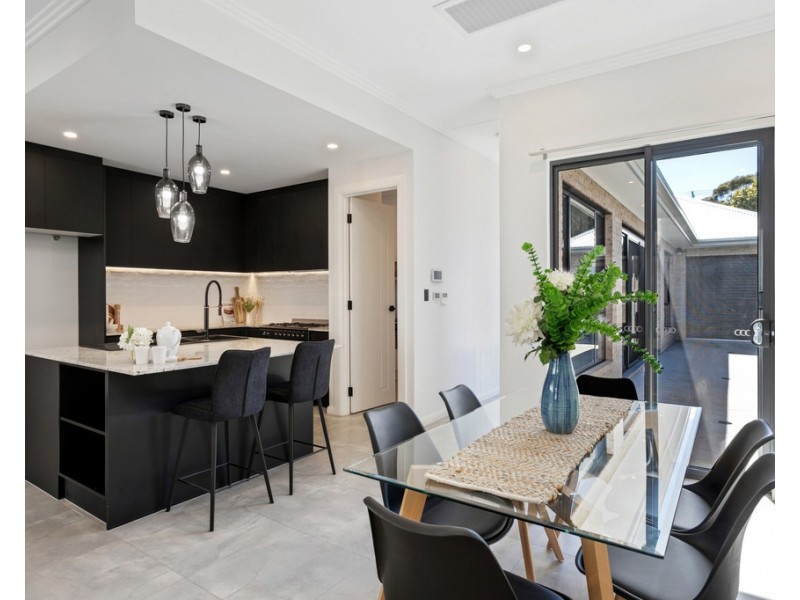 66 East Avenue, Black Forest SA 5035