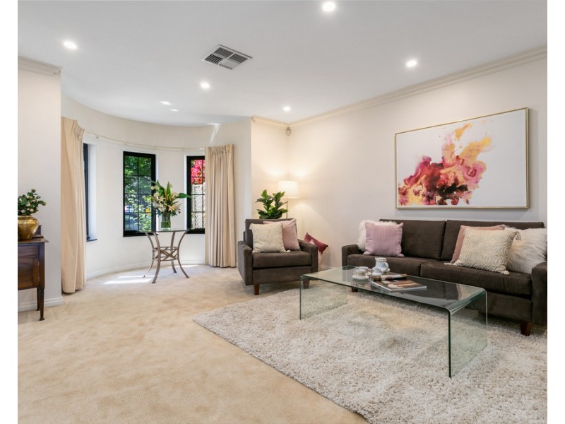 63 Whitmore Square, Adelaide SA 5000