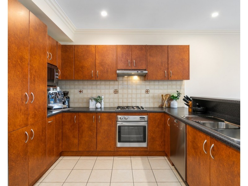 63 Whitmore Square, Adelaide SA 5000