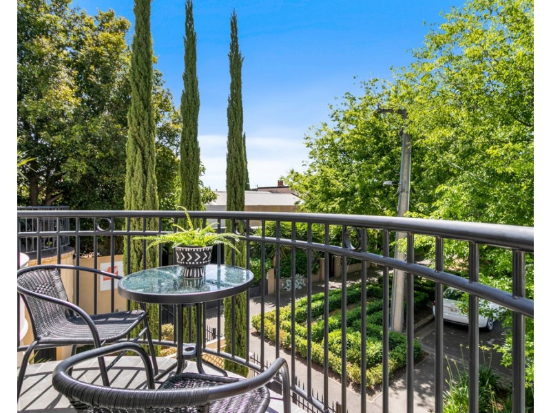 63 Whitmore Square, Adelaide SA 5000