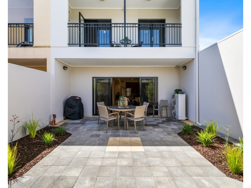 63 Whitmore Square, Adelaide SA 5000