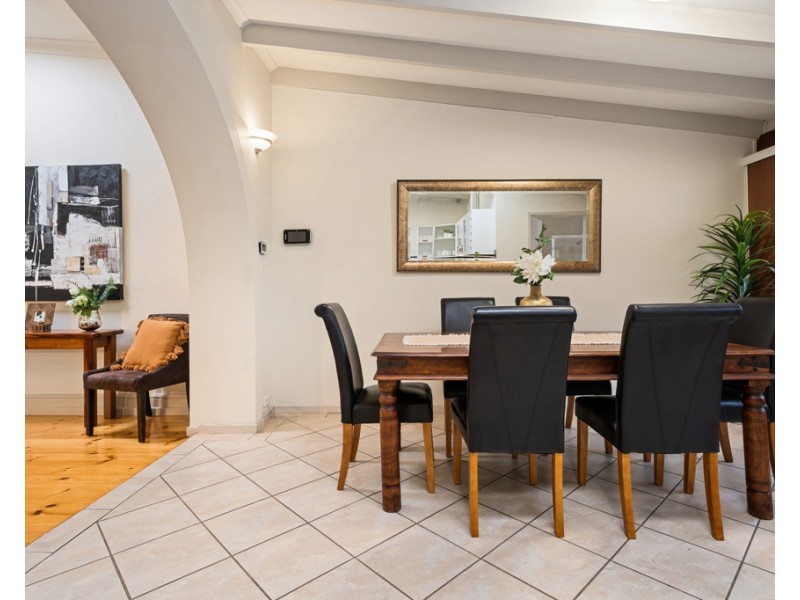 27 Gordon Street, Glenelg SA 5045