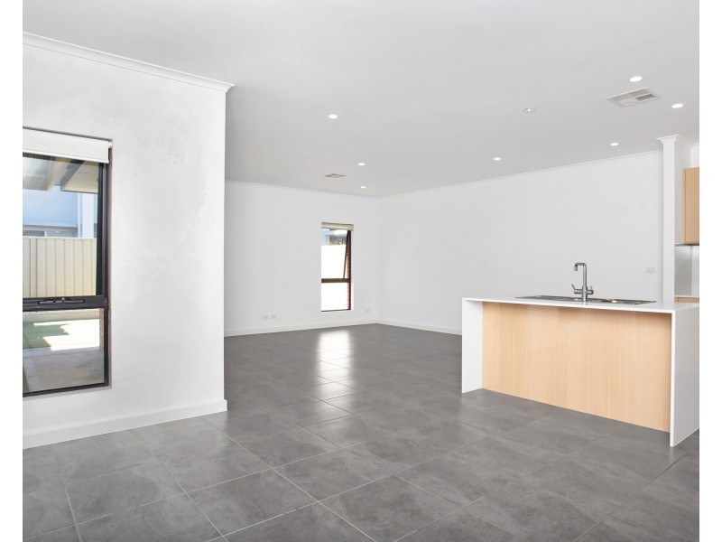 58 Rondo Avenue, Findon SA 5023