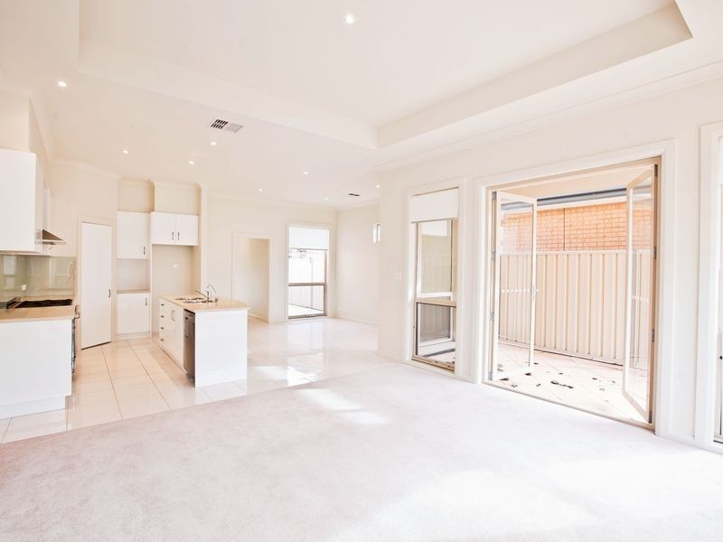 42 Swan Street, Grange SA 5022