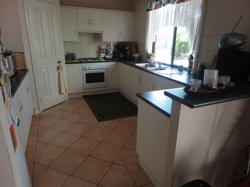 2 Stella Street, Darlington SA 5047