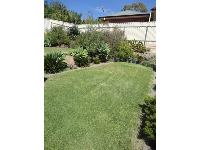 2 Stella Street, Darlington SA 5047