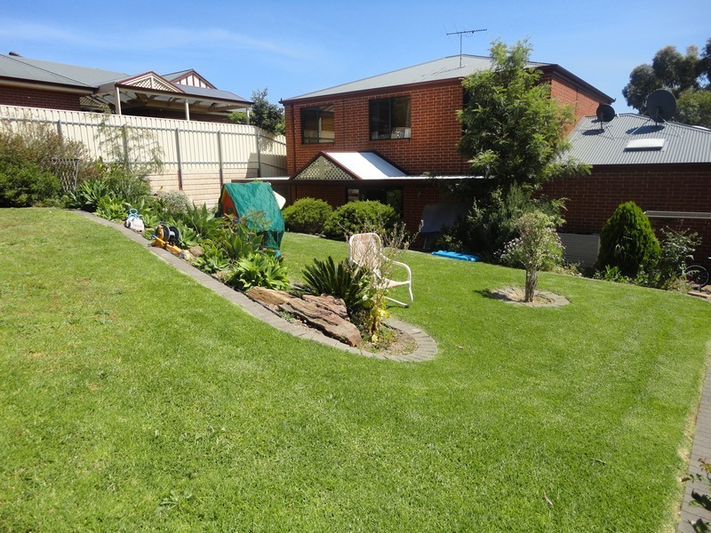 2 Stella Street, Darlington SA 5047