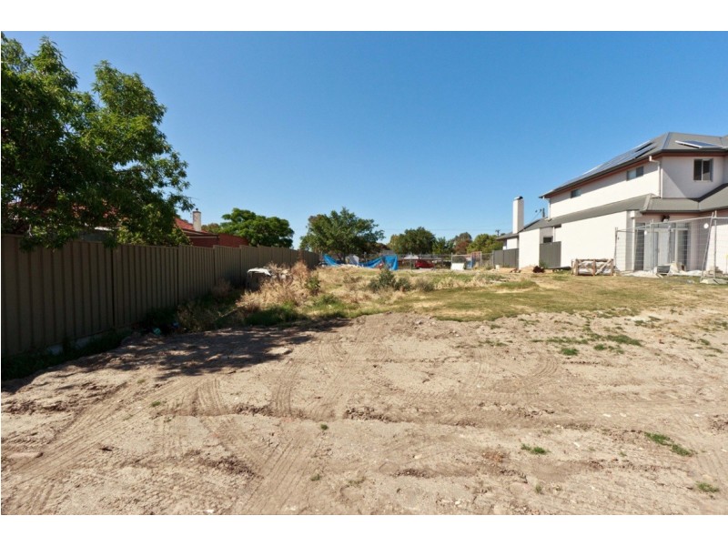 80 Beach Street, Grange SA 5022