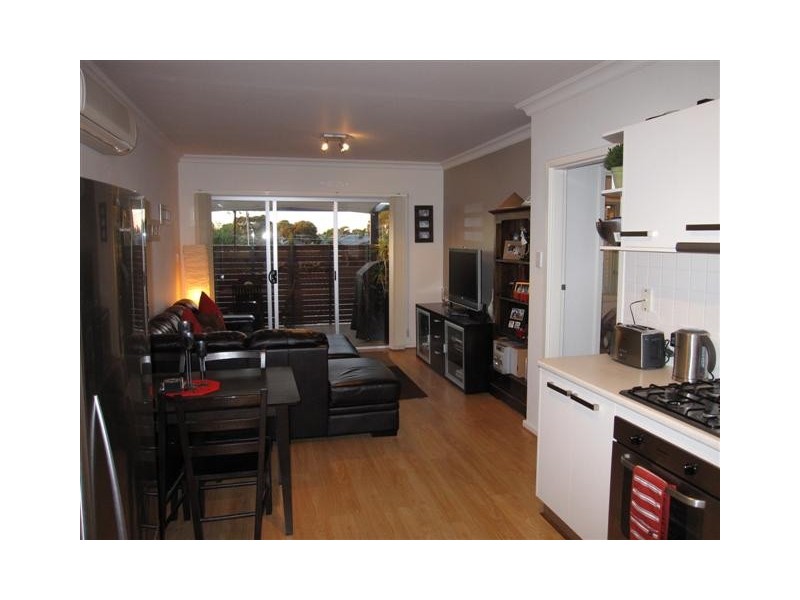 8/4  Packard Avenue, North Plympton SA 5037
