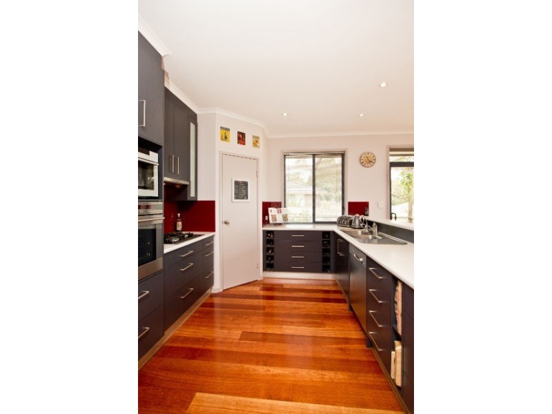 16 clover way, Nairne SA 5252