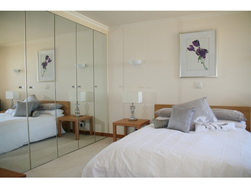 8A/19 South Esplanade, Glenelg SA 5045