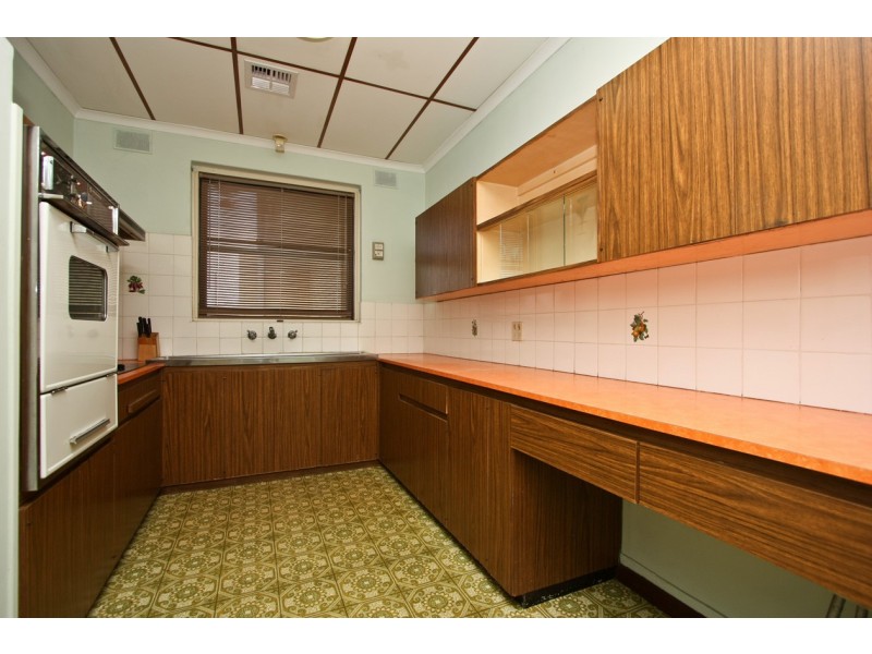 9 Wintrena Street, South Plympton SA 5038