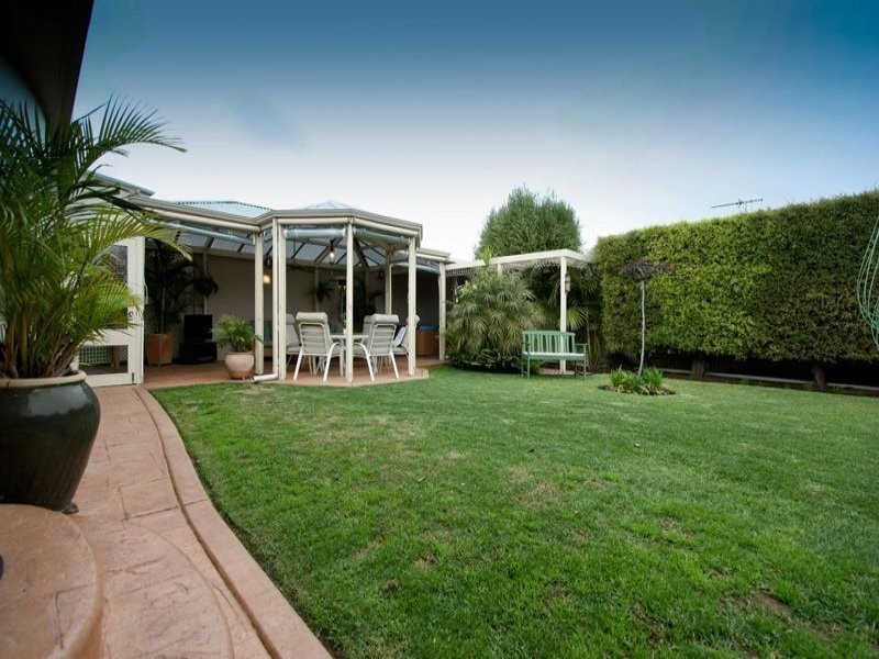 10 Phillis Court, Warradale SA 5046