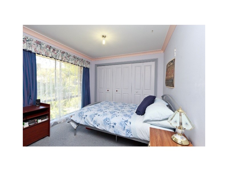 11 Kingfisher Circuit, Flagstaff Hill SA 5159