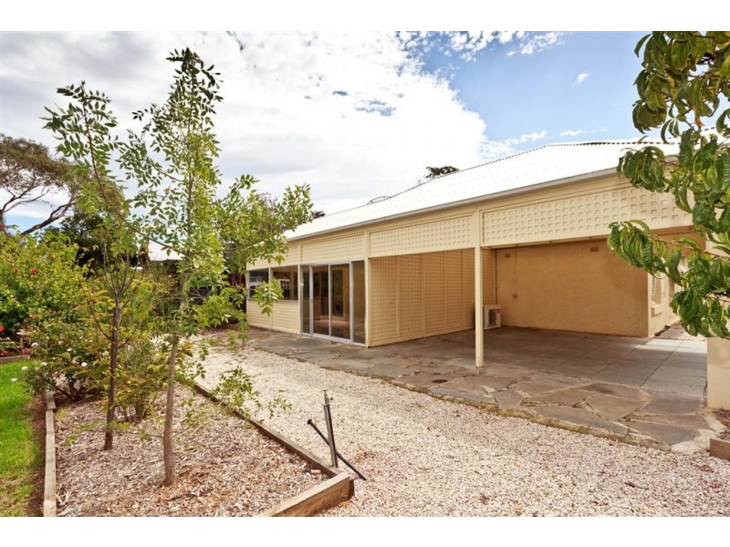 61 The Grove, Lower Mitcham SA 5062