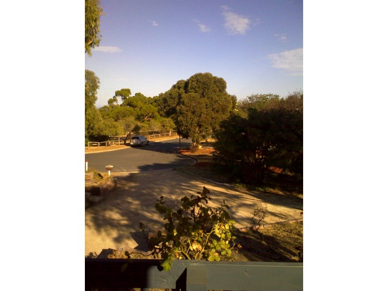 2 Pavana Court, Hallett Cove SA 5158