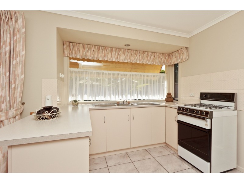 8 Sandpiper Avenue, Seaford Rise SA 5169