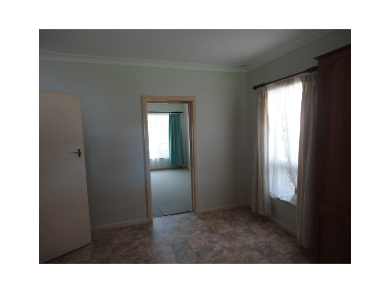 10 Raymond Avenue, North Plympton SA 5037