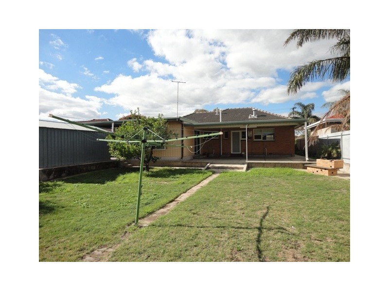 10 Raymond Avenue, North Plympton SA 5037