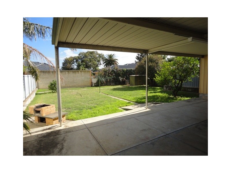 10 Raymond Avenue, North Plympton SA 5037