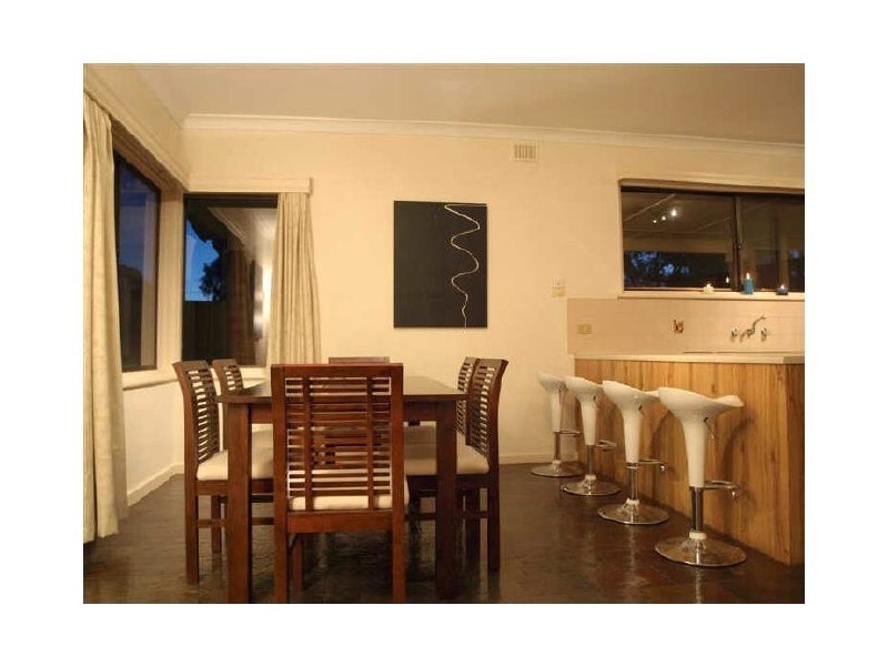 11a Creighton Avenue, Morphett Vale SA 5162