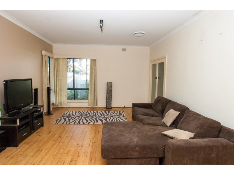 11a Creighton Avenue, Morphett Vale SA 5162
