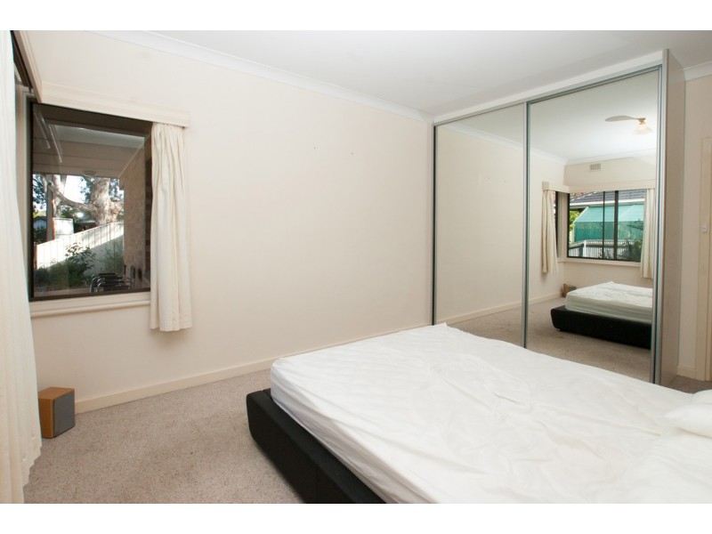 11a Creighton Avenue, Morphett Vale SA 5162
