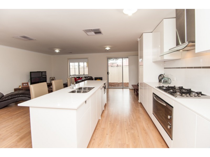 6 Alice Street, Hove SA 5048