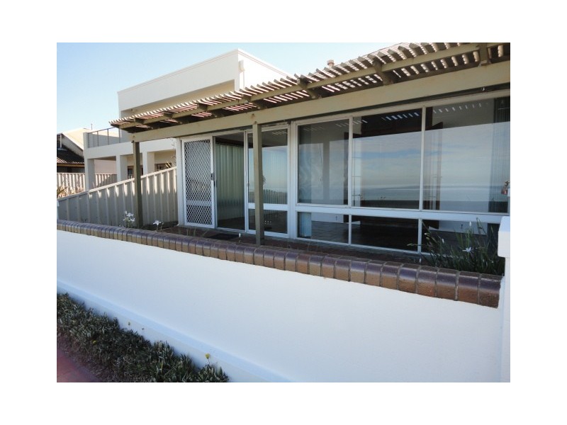 63 Esplanade (Front), Henley Beach South SA 5022