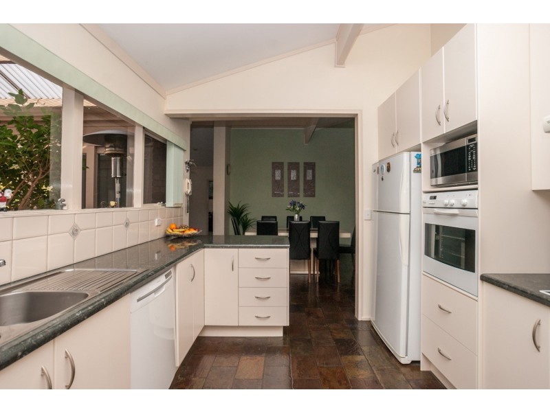 3 Antigua Grove, West Lakes SA 5021