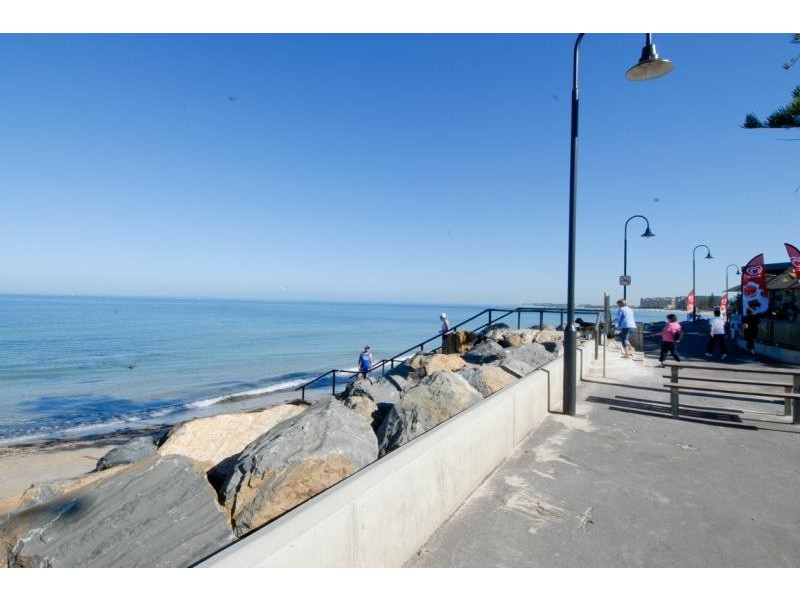 Unit 11/3 Broadway, Glenelg South SA 5045