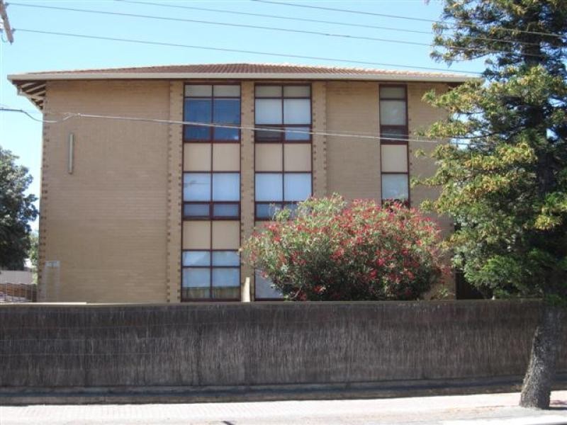 Unit 11/3 Broadway, Glenelg South SA 5045